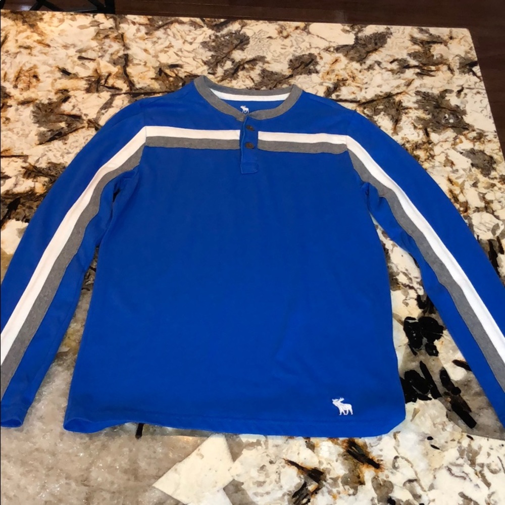 Boys Abercrombie Henley size 11/12
